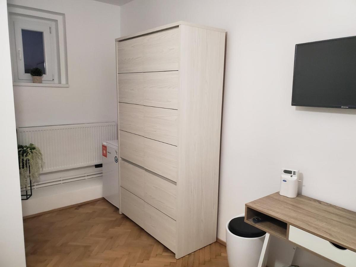 Basarab 3 Apartment Brasov Ngoại thất bức ảnh