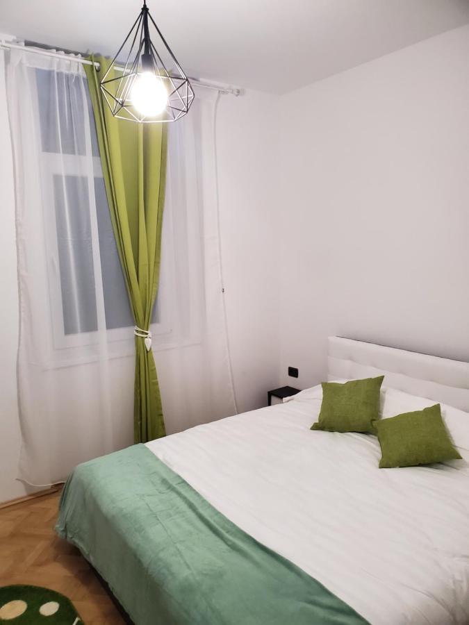 Basarab 3 Apartment Brasov Ngoại thất bức ảnh